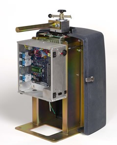 SwingSmart DC Swing Gate Operator, Electromechanical, Pad-Mounted, UPS Backup