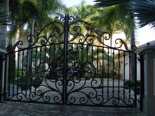 Wrought Iron,Custom Gates,Metal Gates,Garden Gates,Driveway Entrances,Ornamental Iron,Driveway Entry,Gate Design,Swing Gates,Sliding Gates,Driveway Gates,Electric Fence,Security Fence,Picket Fence